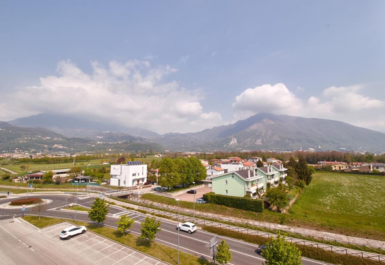 Piazza Lira Schio Residence Εξωτερικό φωτογραφία