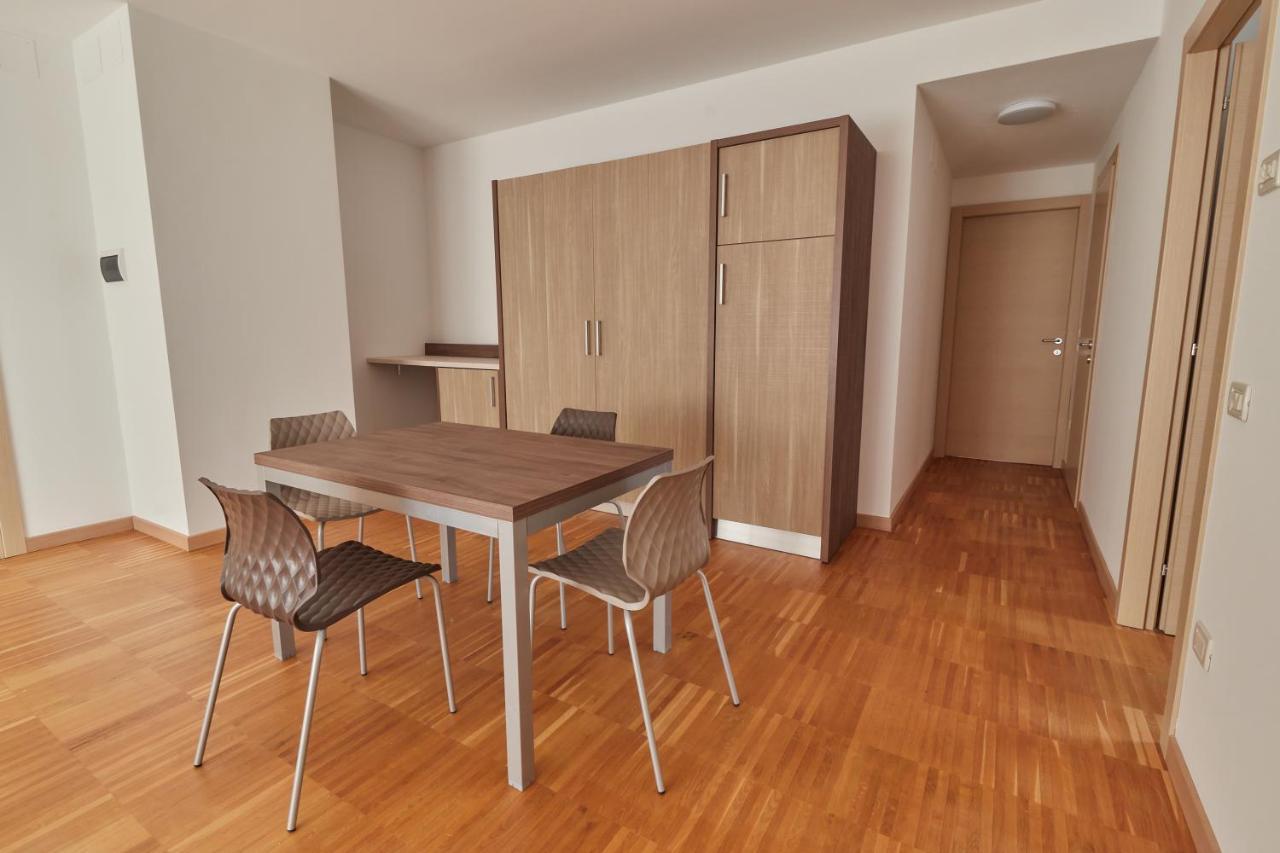 Piazza Lira Schio Residence Εξωτερικό φωτογραφία